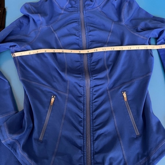 Zella Athletic Zip Up Jacket. Unworn Condition. - Picture 4 of 4